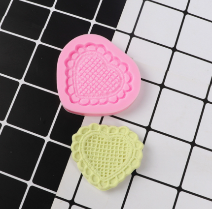 Check shaped heart silicone fondant mould